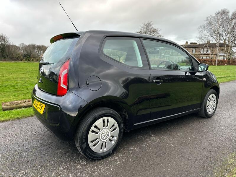 VOLKSWAGEN UP