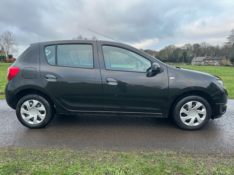 DACIA SANDERO
