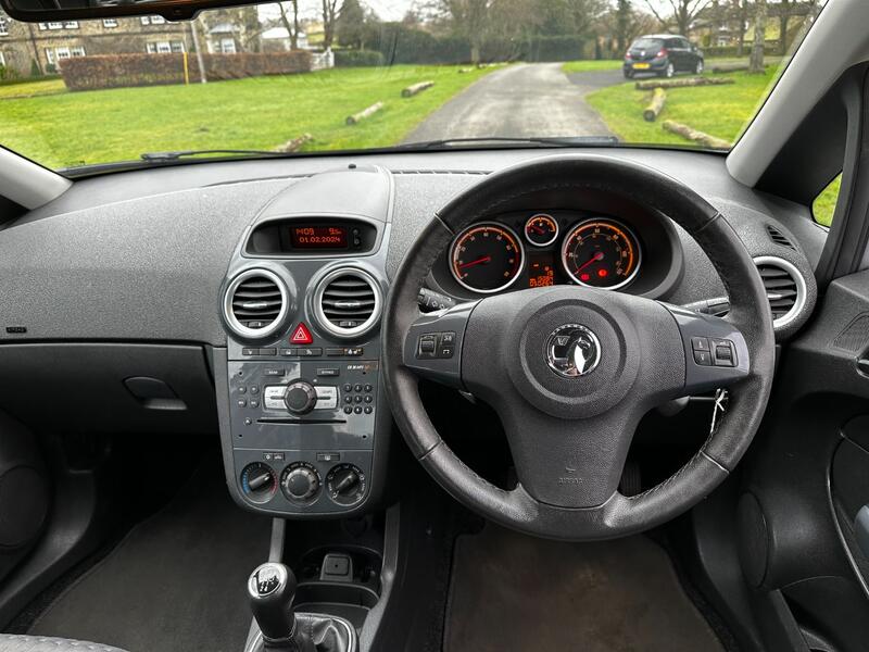 VAUXHALL CORSA