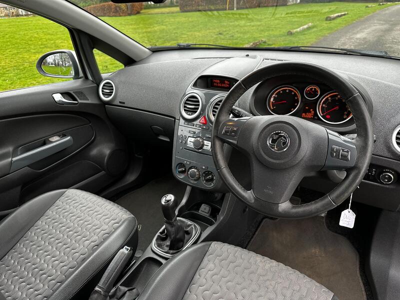VAUXHALL CORSA