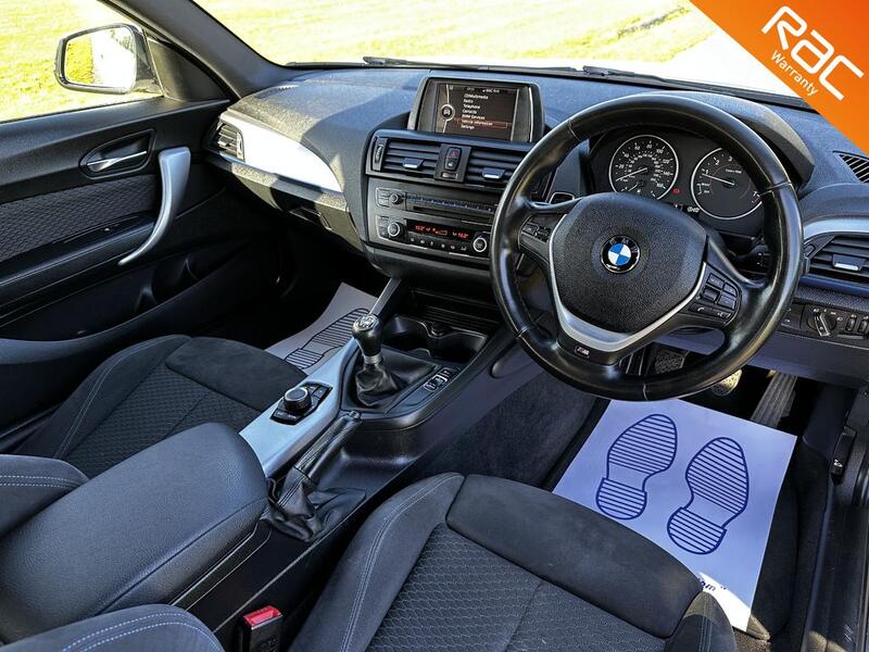BMW 1 SERIES